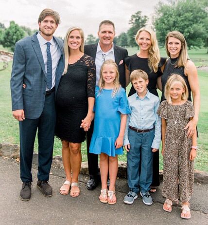 Photo of Scott Stankavage and his family.